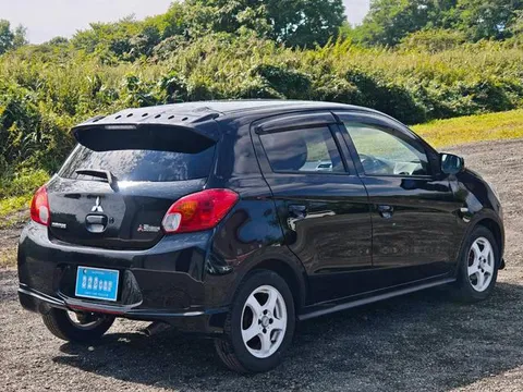 Mitsubishi Mirage