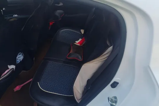 Kia K2