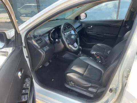 Kia K2