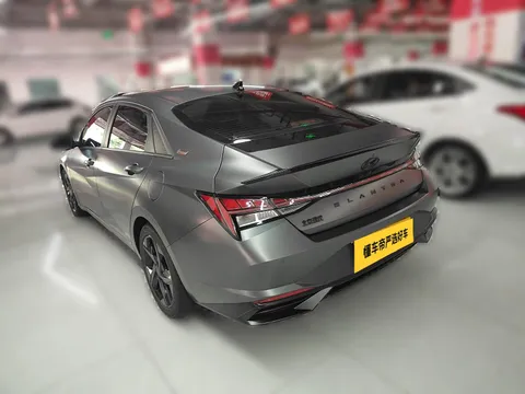 Hyundai Elantra (Avante)
