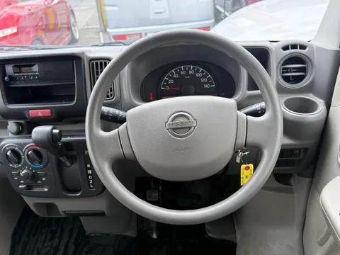 Nissan Clipper