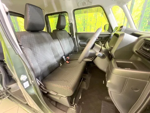Suzuki Spacia Gear