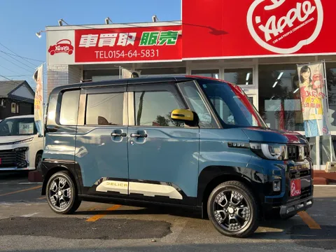 Mitsubishi Delica Mini