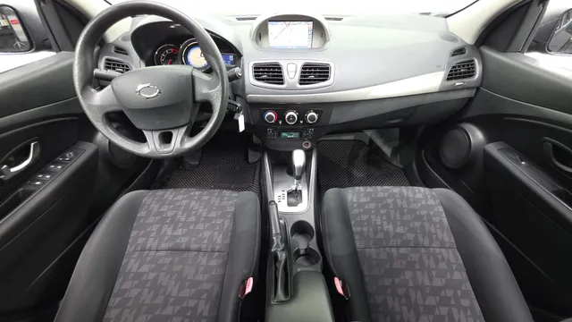 Renault SM3