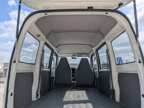 Mitsubishi Minicab Van