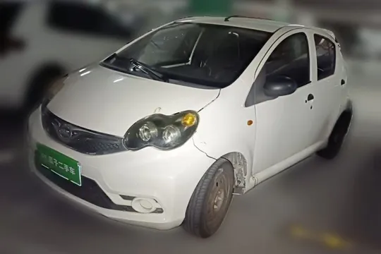 BYD F0