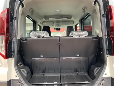 Suzuki Spacia Gear