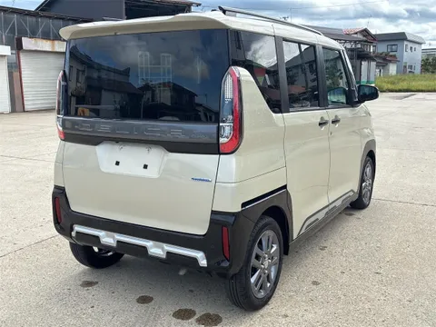 Mitsubishi Delica Mini