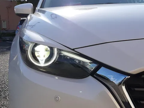 Mazda Axela Sport