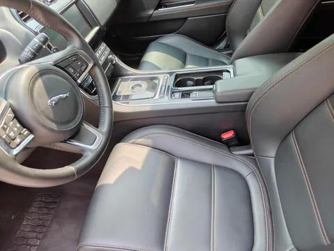 Jaguar XEL