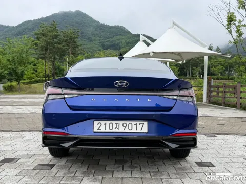 Hyundai Elantra (Avante)