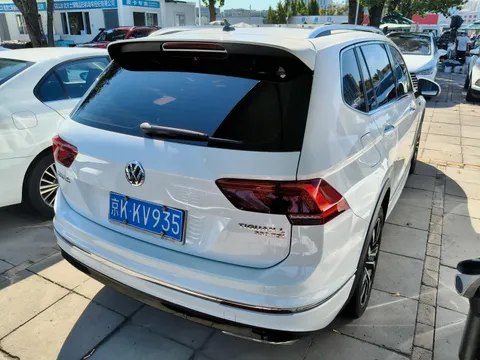 Volkswagen Tiguan L