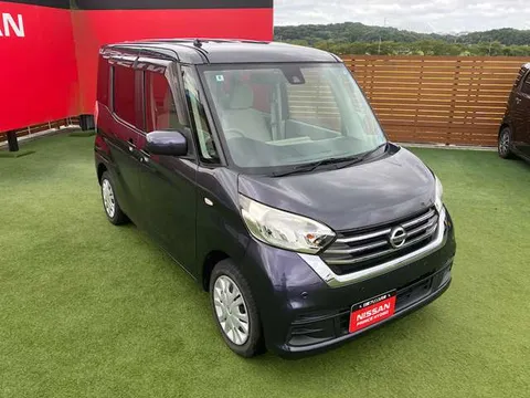 Nissan Dayz Roox