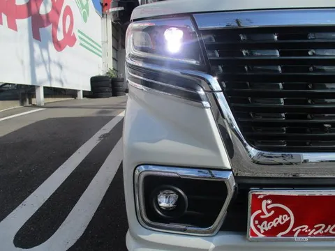 Suzuki Spacia Custom