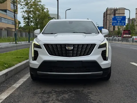 Cadillac XT4