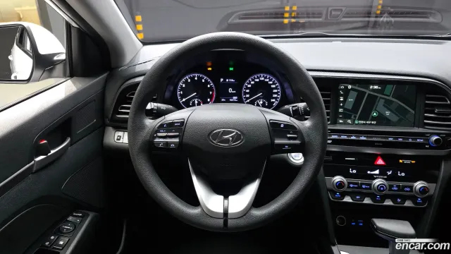 Hyundai Elantra (Avante)