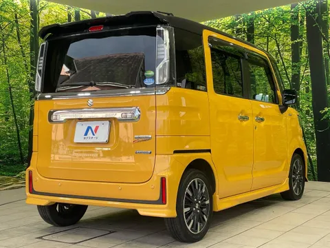 Suzuki Spacia Custom