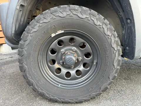 Suzuki Jimny Sierra