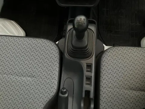 Nissan Clipper Truck