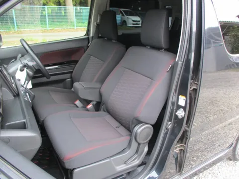 Suzuki Wagon R Stingray
