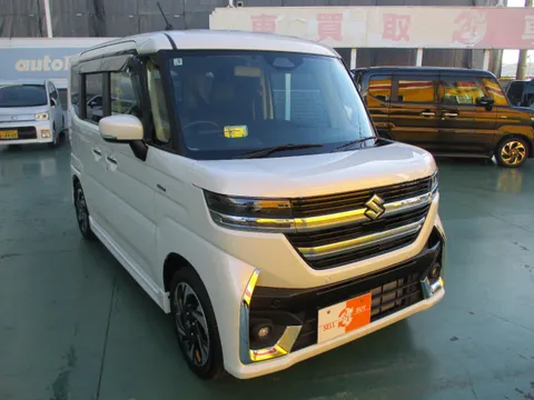 Suzuki Spacia Custom
