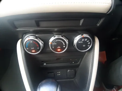 Mazda Mazda2 (Demio)