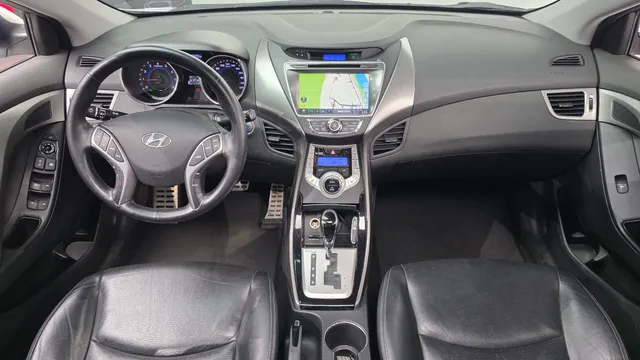 Hyundai Elantra (Avante)