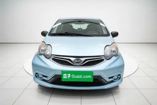 BYD F0