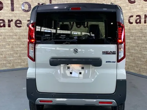Suzuki Spacia Gear