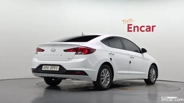 Hyundai Elantra (Avante)