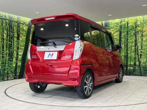 Nissan Dayz Roox