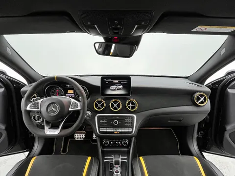 Mercedes-Benz Mercedes-Benz GLA