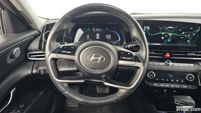 Hyundai Elantra (Avante)