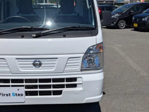 Nissan Clipper Truck