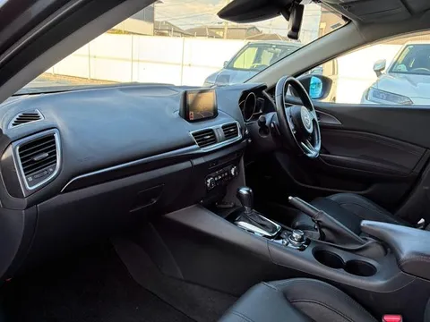 Mazda Axela Sport