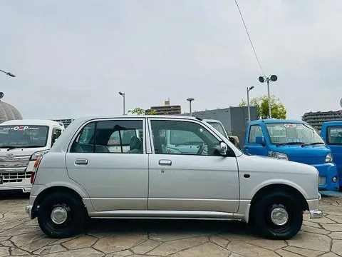 Daihatsu Mira