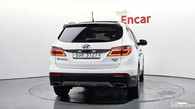 Hyundai Grand Santa Fe (Maxcruz)