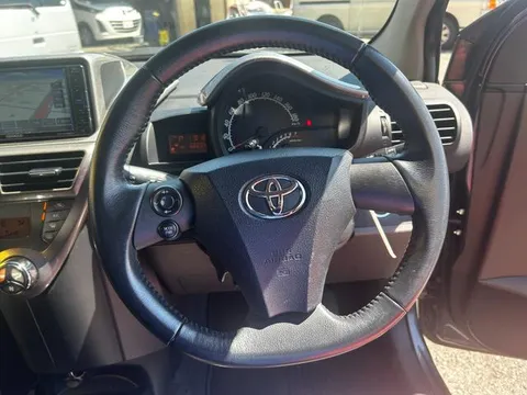 Toyota iQ
