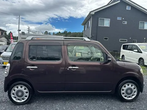 Daihatsu Mira Cocoa
