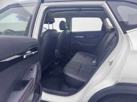Kia KX3