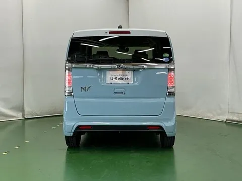 Honda N-BOX Slash