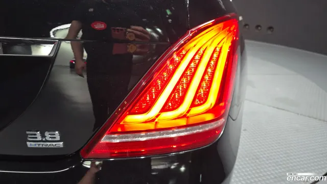 Genesis G90 (EQ900)