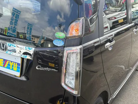 Honda N-WGN Custom