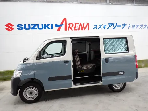 Toyota TownAce Van