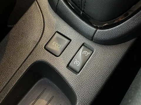 Renault Lutecia