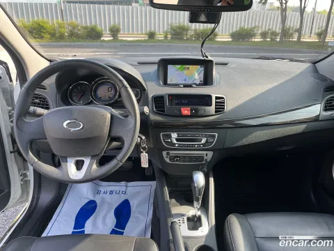 Renault SM3