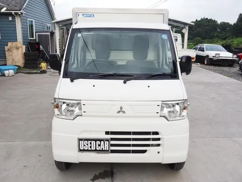 Mitsubishi Minicab Truck