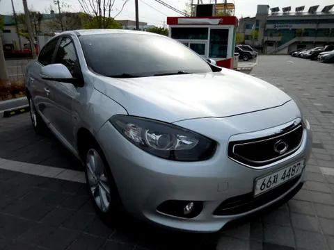 Renault SM3