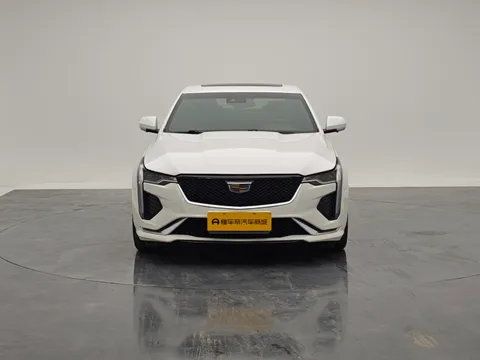 Cadillac CT4