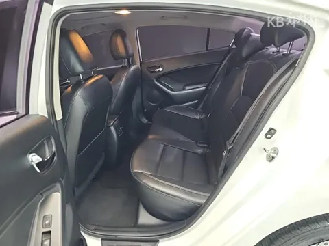 Kia Cerato (K3)